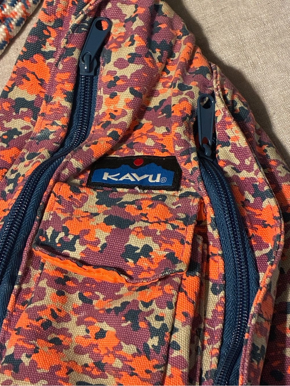 Kavu Crossbody Hiking Bag
